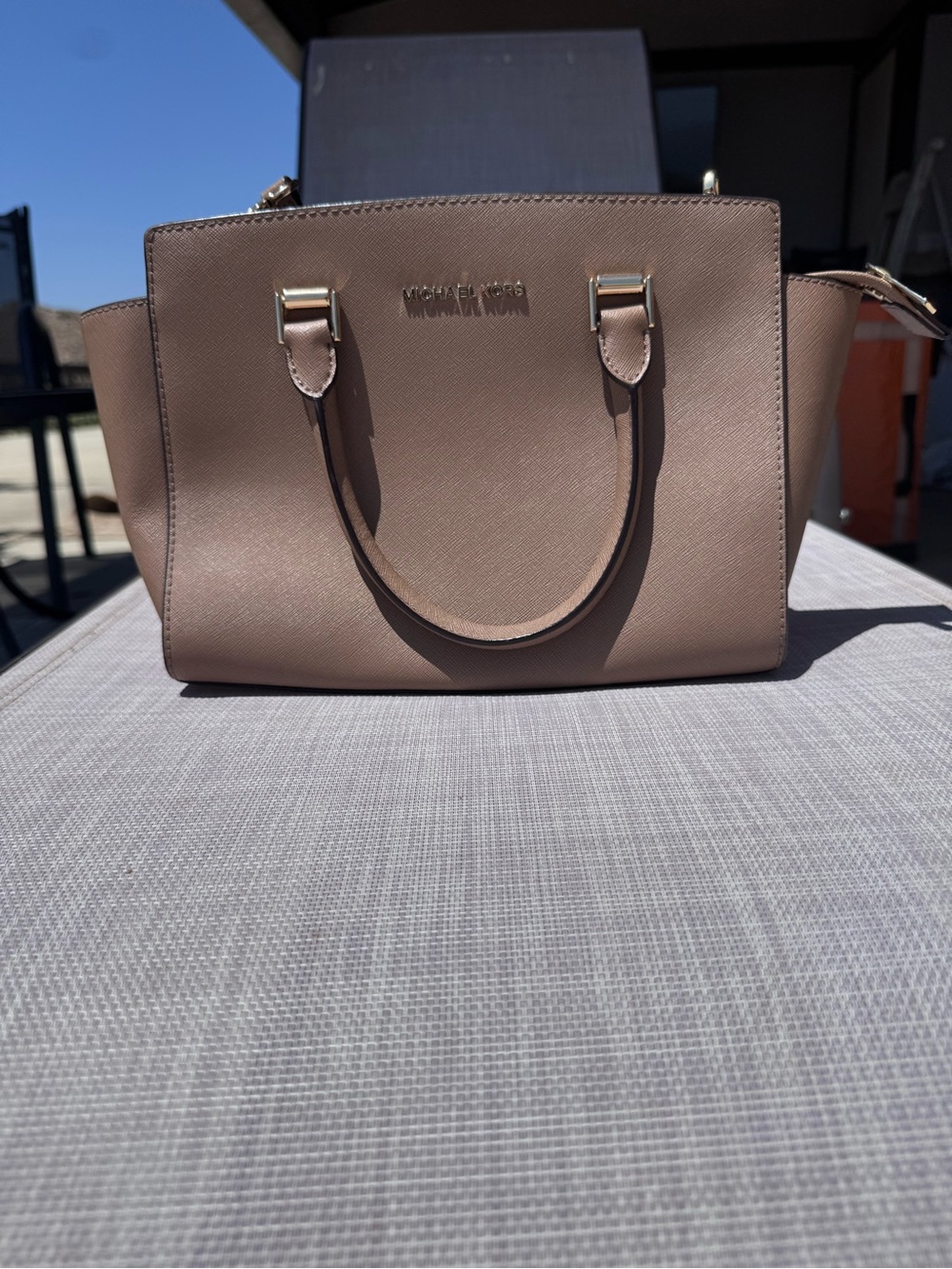 Michael Kors Medium Leather Selma Satchel Taupe Shoulder Bag Gold Hardware